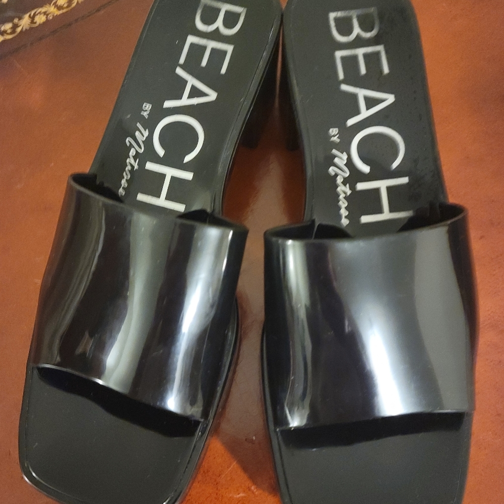 Beach By Matisse Black Vinyl Slide Platform Sandals Size 9
